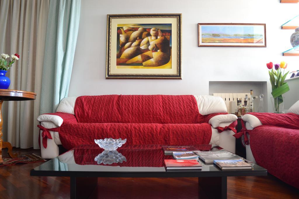 Super Attico B&B Comiso Luaran gambar